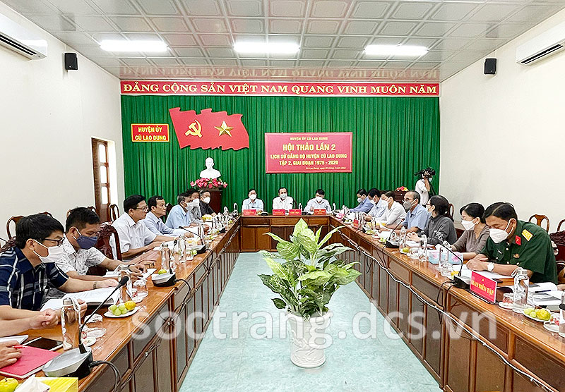 Công tác biên soạn và giáo dục lịch sử Đảng góp phần làm sâu sắc, phát huy các giá trị lịch sử của Đảng bộ huyện Cù Lao Dung