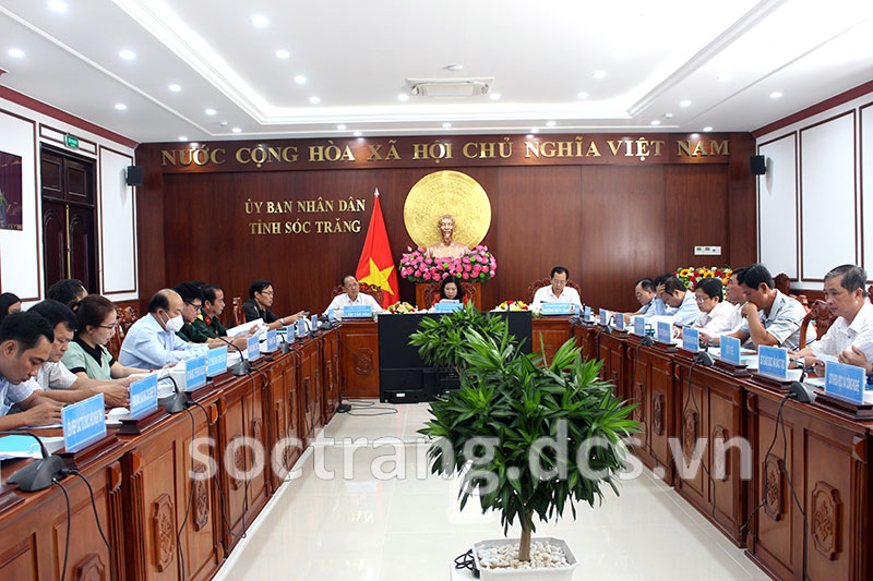 Quán triệt Kết luận số 12 của Bộ Chính trị về công tác người Việt Nam ở nước ngoài trong tình hình mới
