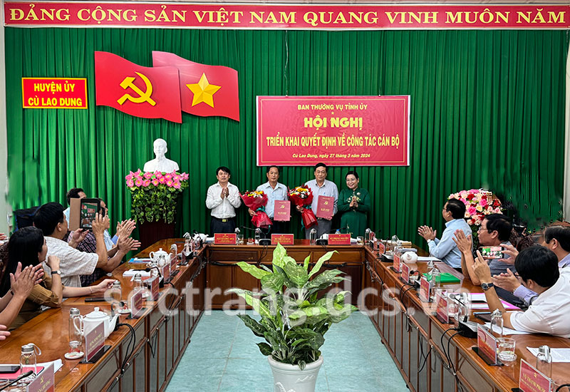 Triển khai các quyết định về công tác cán bộ tại huyện Cù Lao Dung