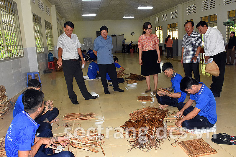 Lãnh đạo tỉnh khảo sát tình hình hoạt động Cơ sở cai nghiện ma túy tỉnh