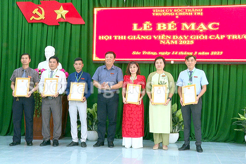 Bế mạc Hội thi Giảng viên dạy giỏi Trường Chính trị tỉnh Sóc Trăng năm 2025